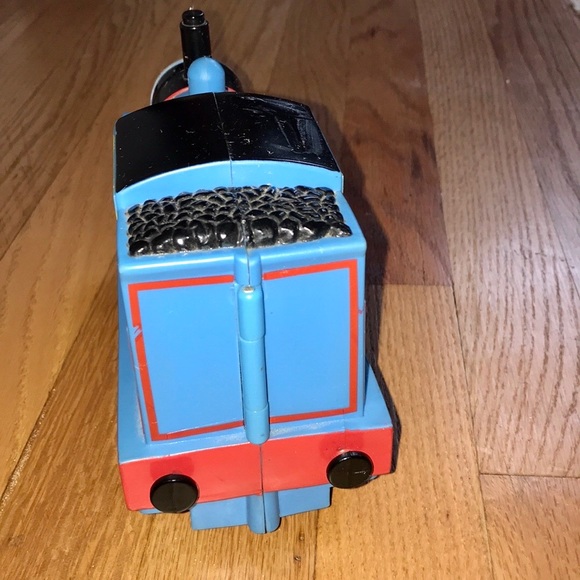 THOMAS THE TRAIN Book - Picture 3 of 6